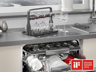Le Glass Basket AEG prend soin de vos précieuses flûtes à champagne