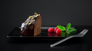 Un gâteau au chocolat à la cuisson équitablement répartie