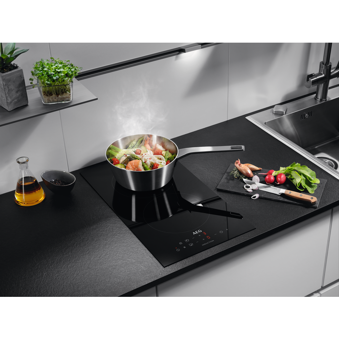 AEG - Taque à induction - IKB32300CB