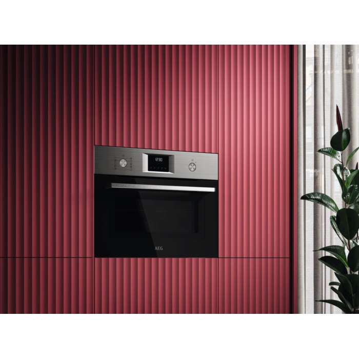 AEG - Four encastrable compact - OO5NK40M