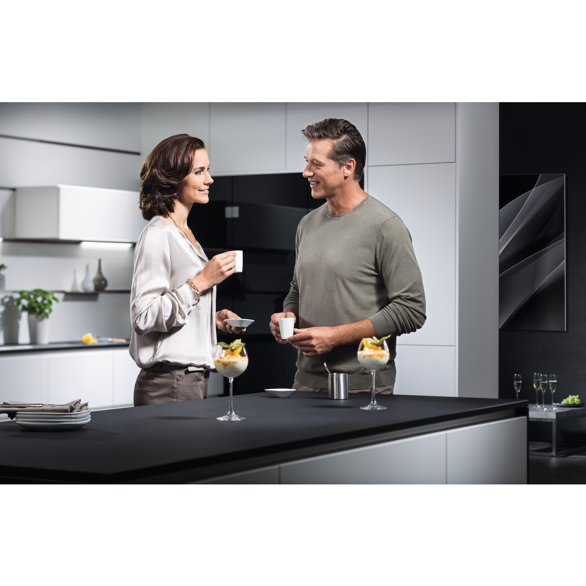 AEG - Hotte murale - DBK8990HG