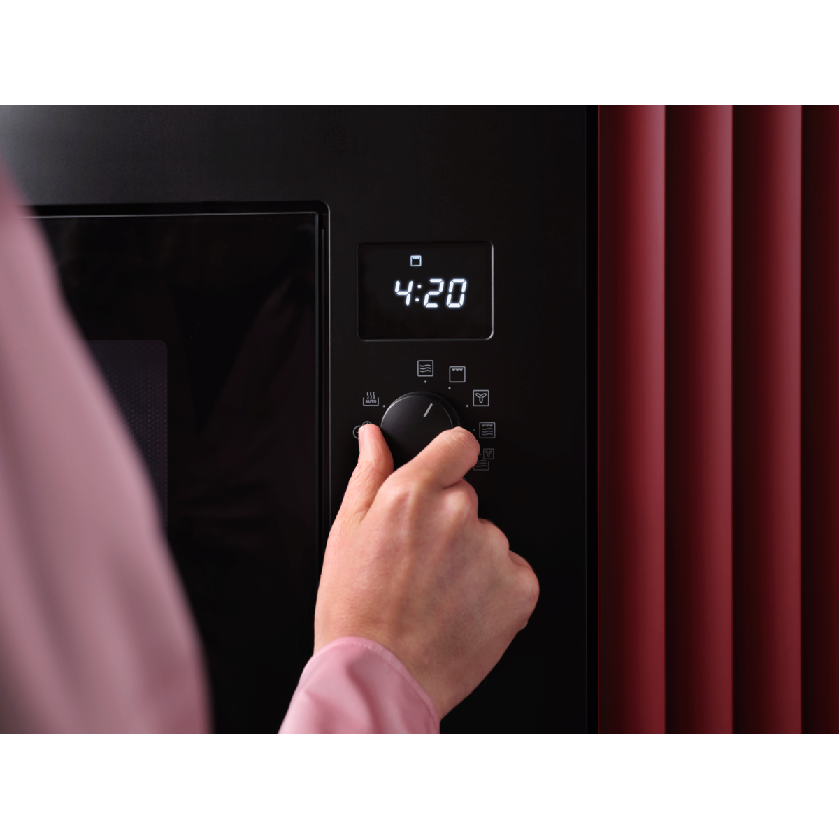 AEG - Fours micro-ondes - OS5MG20EB
