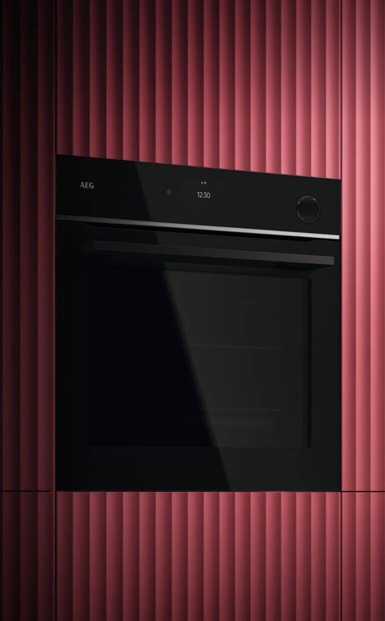 Un four dans une cuisine.
