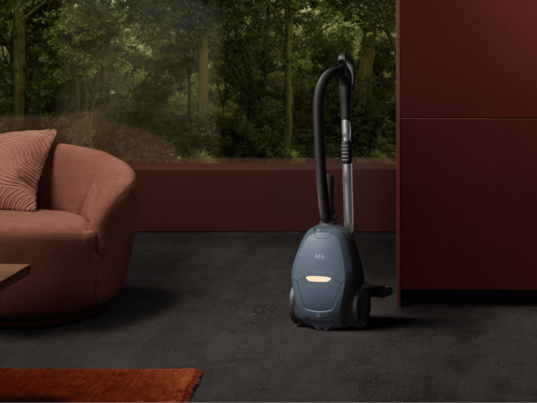 Aspirateur filaire au sol