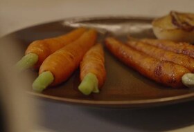 Carottes à l’eau vs rôties du AEG chef David Martin