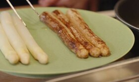 Asperges vapeur vs asperges poêlées du AEG chef David Martin